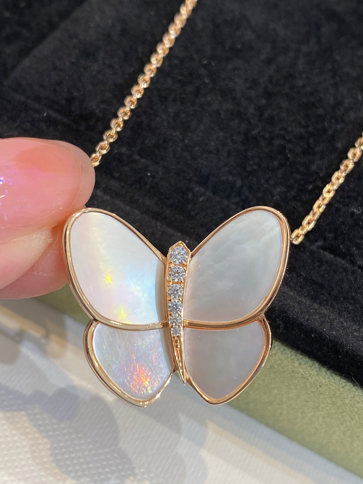 [moco jewelrys]SCHMETTERLING GOLD MOP DIAMANT HALSKETTE
