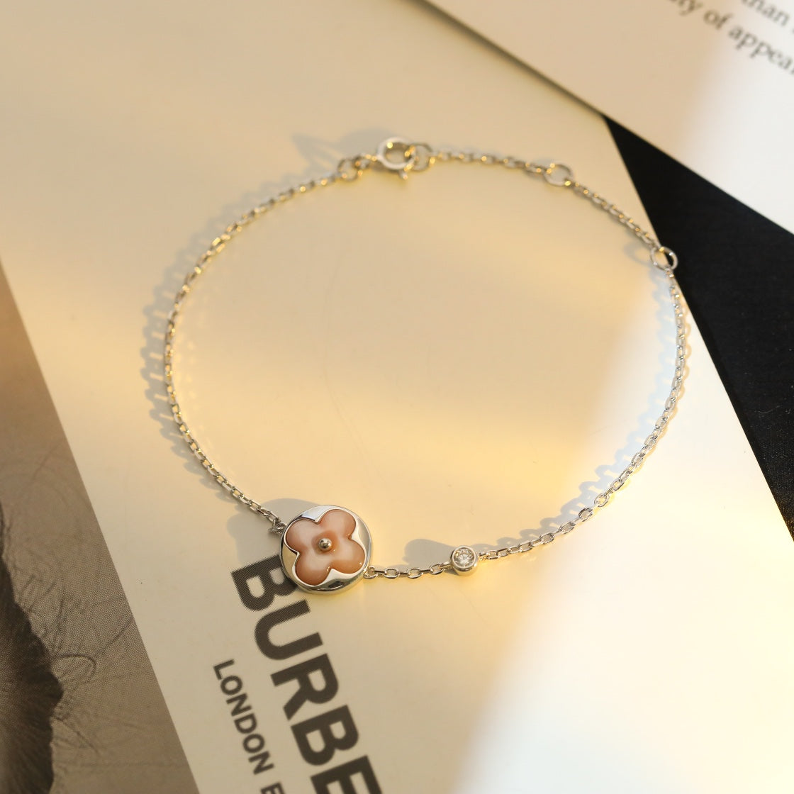 [moco jewelrys]SONNENMOTIV ROSA PERLMUTT SILBERARMREIF