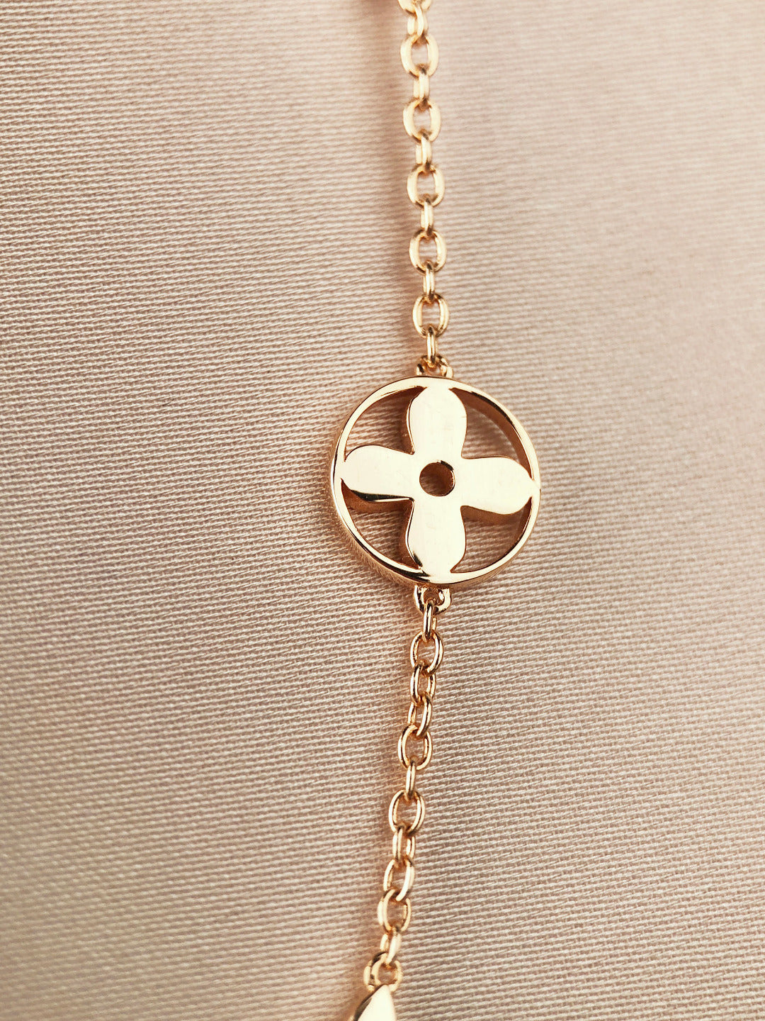 [moco jewelrys]GOLDARMBAND STERNE UND SONNE 7 MOTIVE