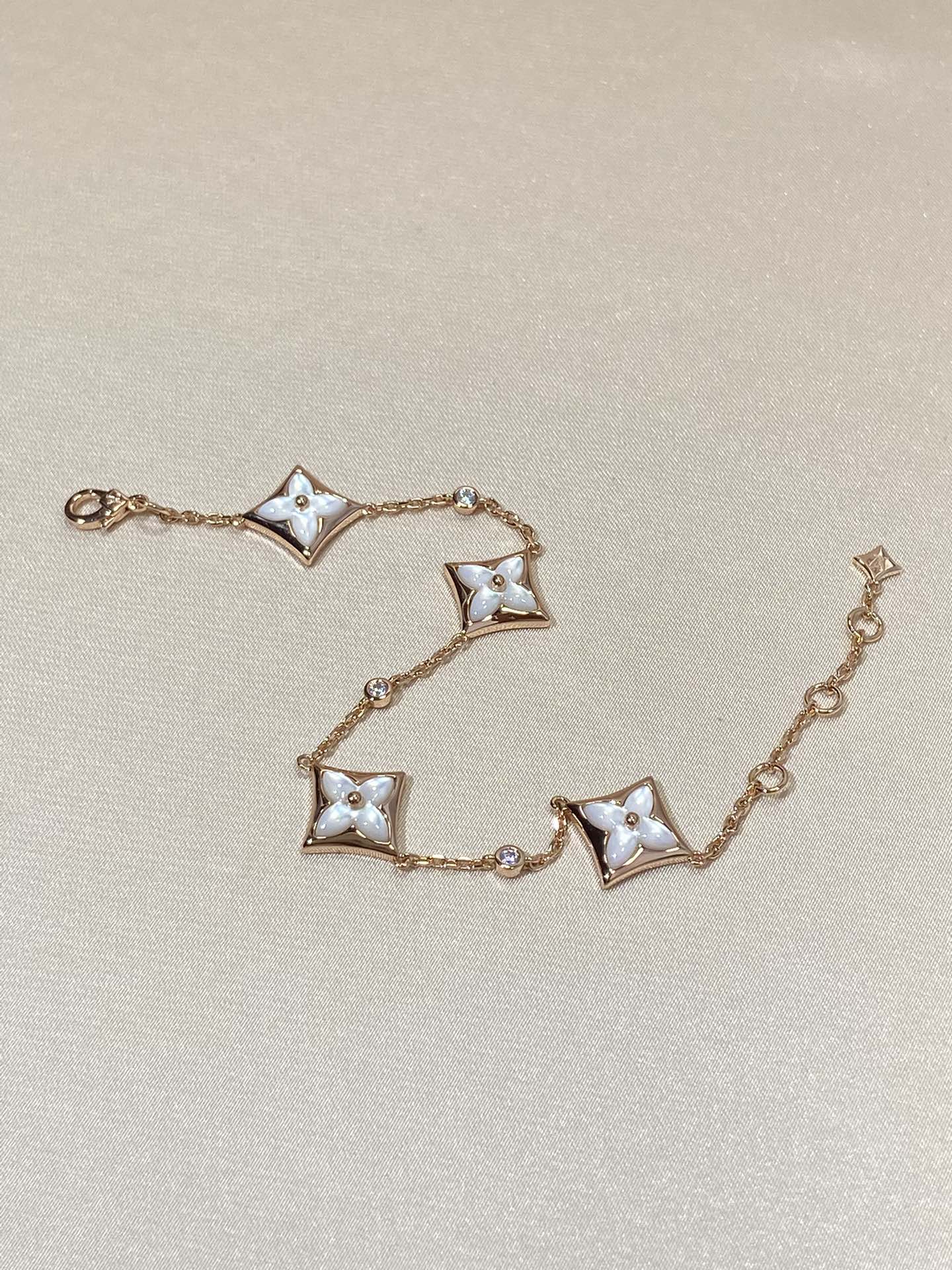 [moco jewelrys]STAR 4 MOTIV PERLMUTT DIAMANT ROSÉGOLD ARMREIF