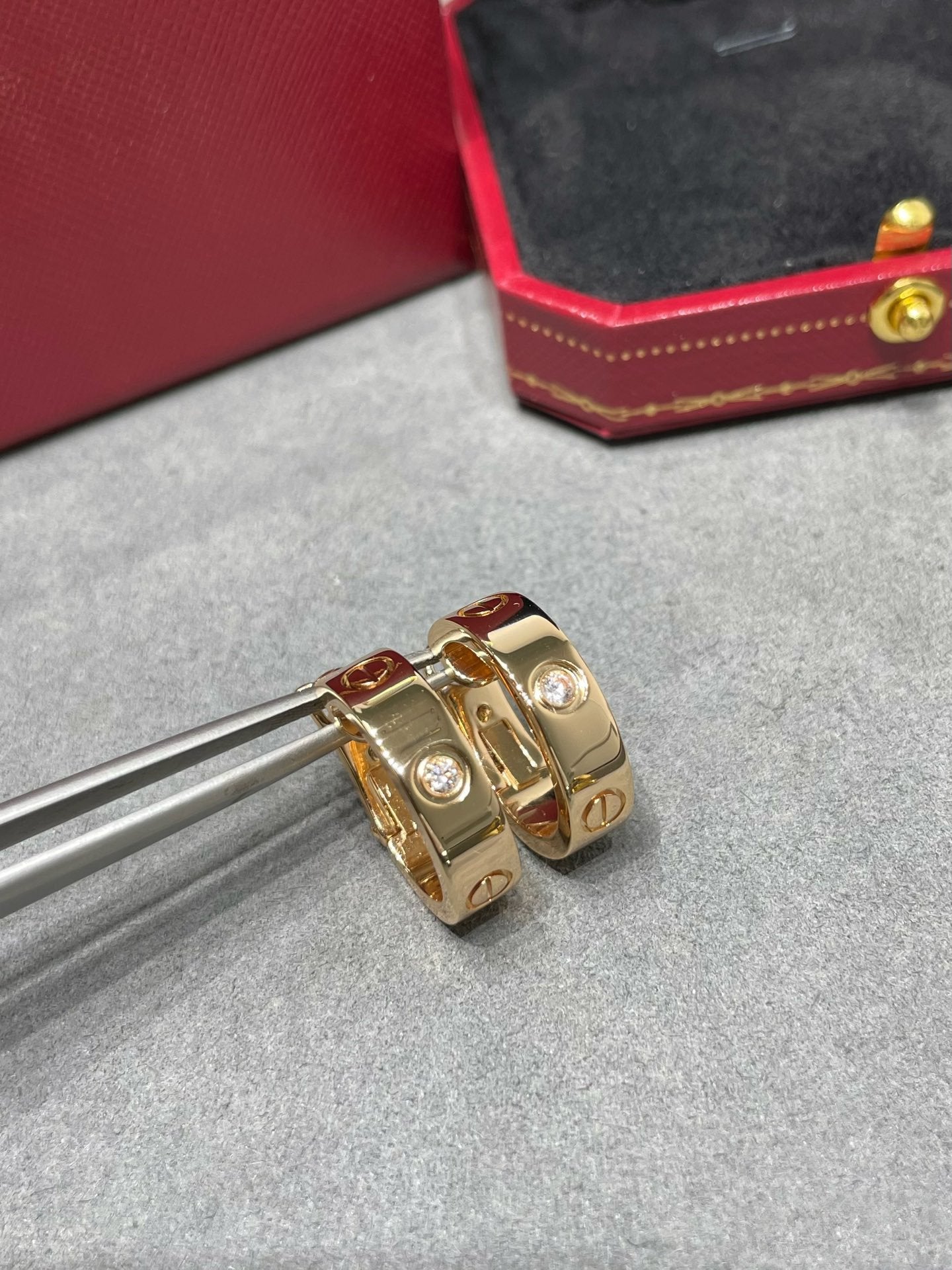 [moco jewelrys]LOVE 5.5MM 1 DIAMANT OHRRINGE