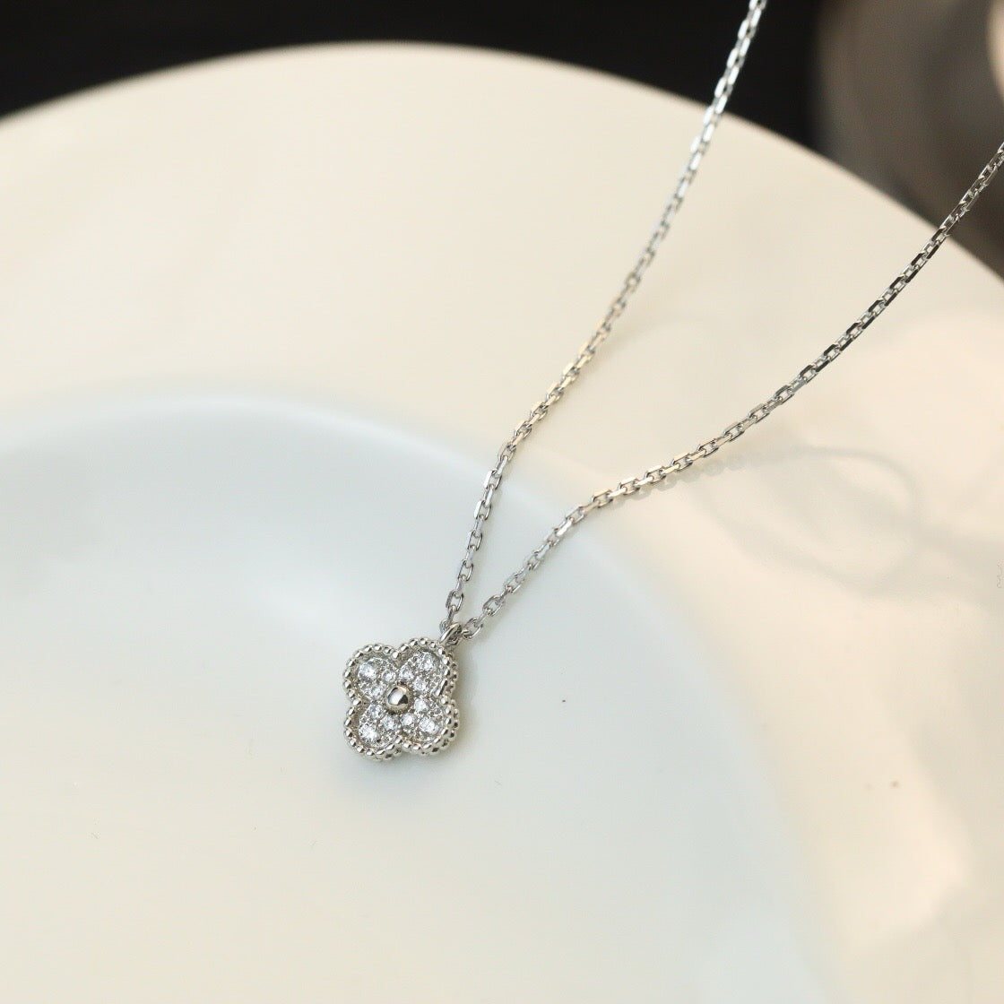[moco jewelrys]KLEE MINI 9.5MM ANHÄNGER DIAMANT HALSKETTE