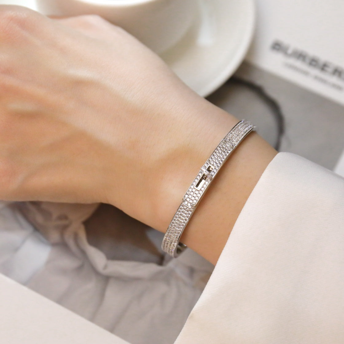 [moco jewelrys]KELLY ARMBAND MIT DIAMANTENPFLASTERUNG