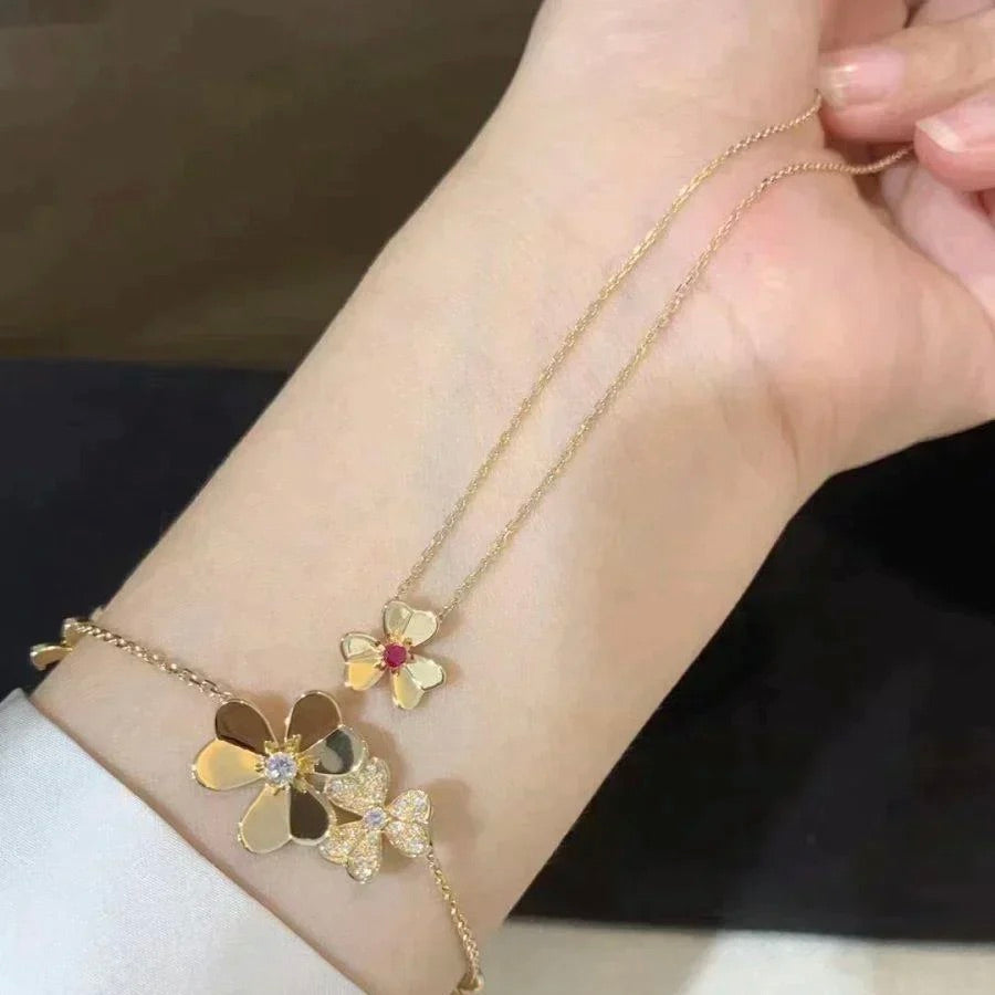 [moco jewelrys]FRIVOLE GOLD BLUMENHALSKETTE
