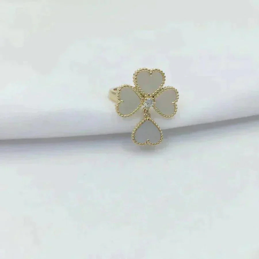 [moco jewelrys]RING SÜSSES KLEEB LILA PERLMUTT